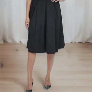 CALVIN KLEIN Skirt Womens Size 10 Black Classic Full Pleated A-Frame Knee Length